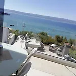 Anastazija Sea View アパート オミシュ