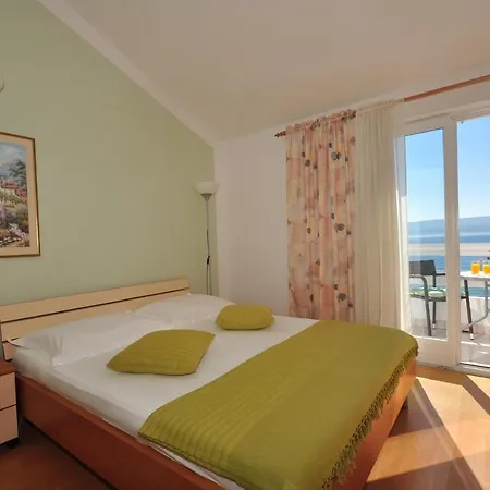 Anastazija Sea View 奥米什