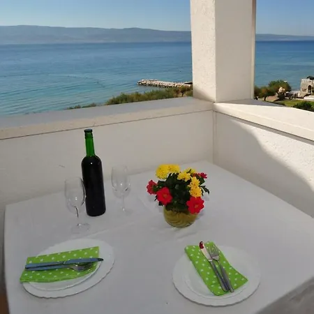 Anastazija Sea View Apartamento *