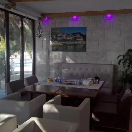 Anastazija Sea View *